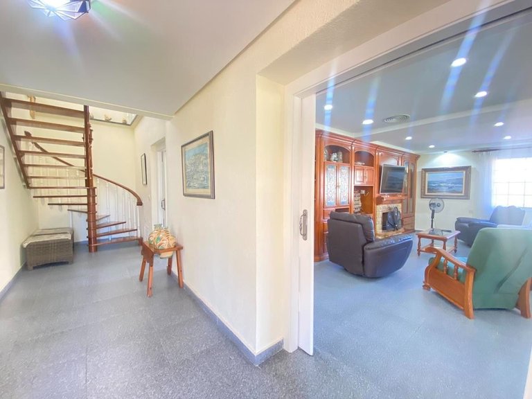 Villa for Sale in Cabo Roig, Alicante 27