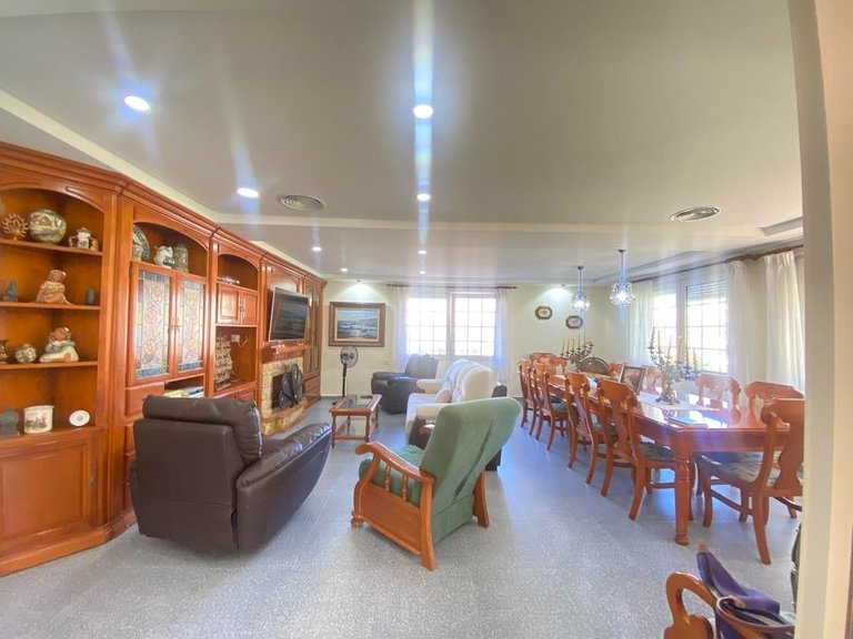 Villa for Sale in Cabo Roig, Alicante 28