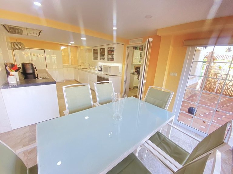 Villa for Sale in Cabo Roig, Alicante 36
