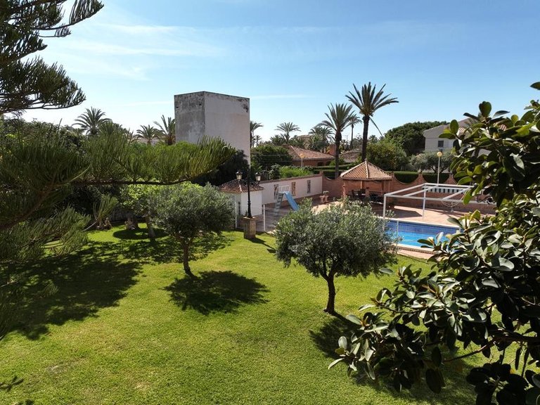 Villa for Sale in Cabo Roig, Alicante 9