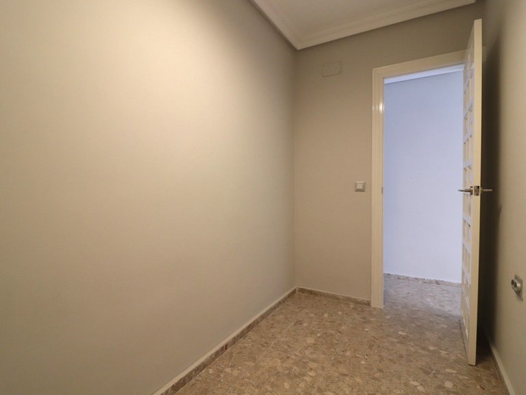 Apartment for Sale in Torrevieja, Alicante 14