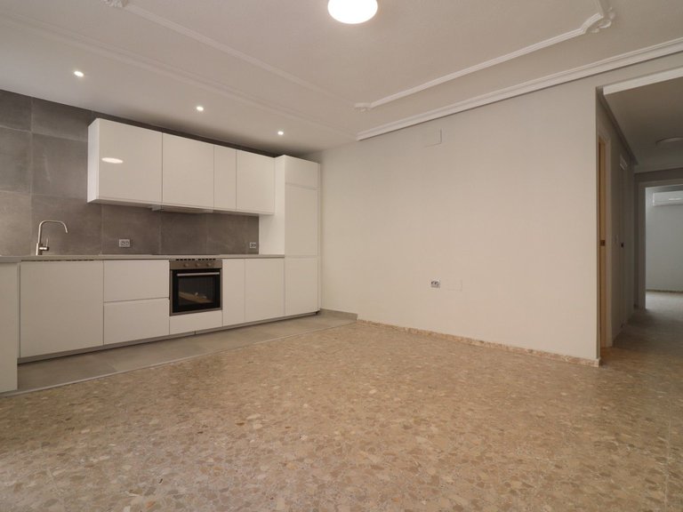 Apartment for Sale in Torrevieja, Alicante 3