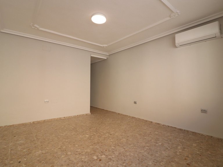 Apartment for Sale in Torrevieja, Alicante 5