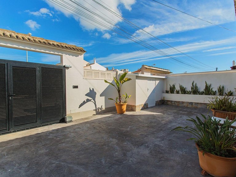Town House for Sale in Torrevieja, Alicante 46