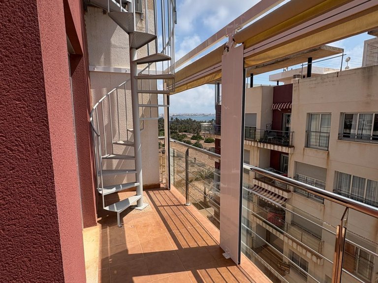 Penthouse for Sale in Costa Blanca Torrevieja, Alicante 23