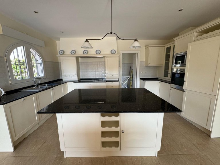 Villa for Sale in Costa Blanca Orihuela Costa, Alicante 10