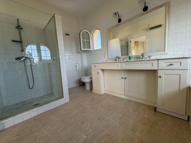 Villa for Sale in Costa Blanca Orihuela Costa, Alicante 6