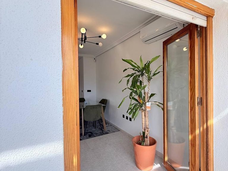 Penthouse for Sale in Costa Blanca Torrevieja, Alicante 26