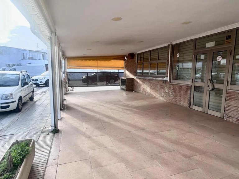 Apartment for Sale in Puerto de alcudia, Alcúdia, Balearic Islands 3