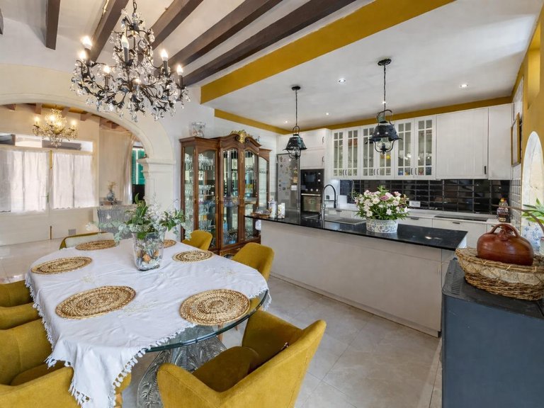 Town House for Sale in Nucleo urbano 55, Campanet, Balearic Islands 4