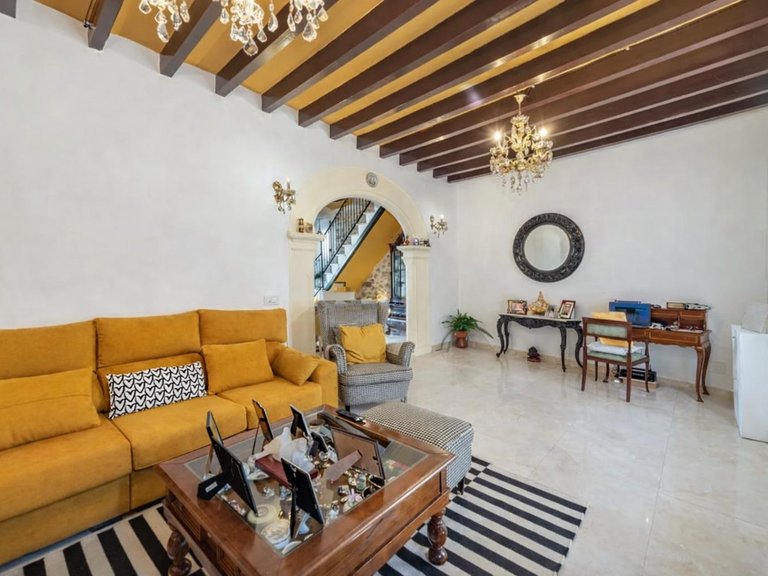 Town House for Sale in Nucleo urbano 55, Campanet, Balearic Islands 8
