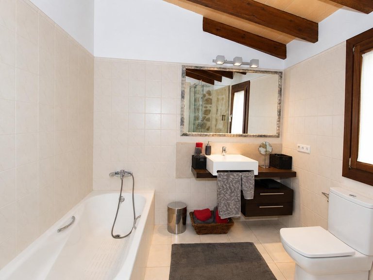 Country House for Sale in Caimari, Selva, Balearic Islands 40