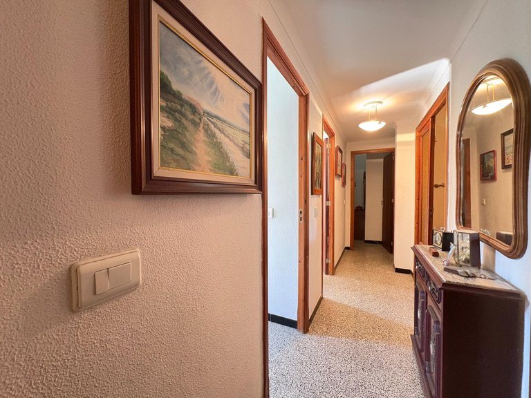 Town House for Sale in Lloseta Pueblo, Lloseta, Balearic Islands 17