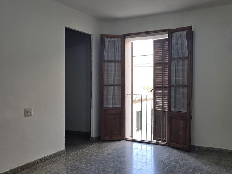 Town House for Sale in Nucleo urbano 56, Lloseta, Balearic Islands 18