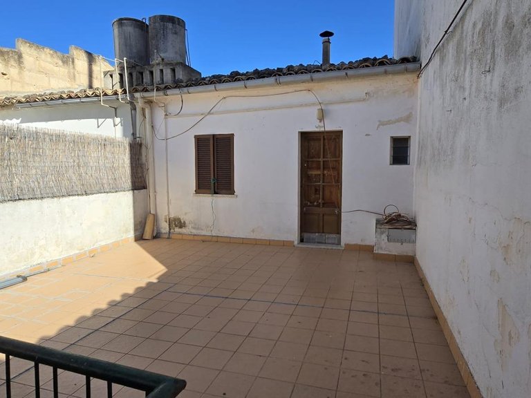 Town House for Sale in Nucleo urbano 56, Lloseta, Balearic Islands 23