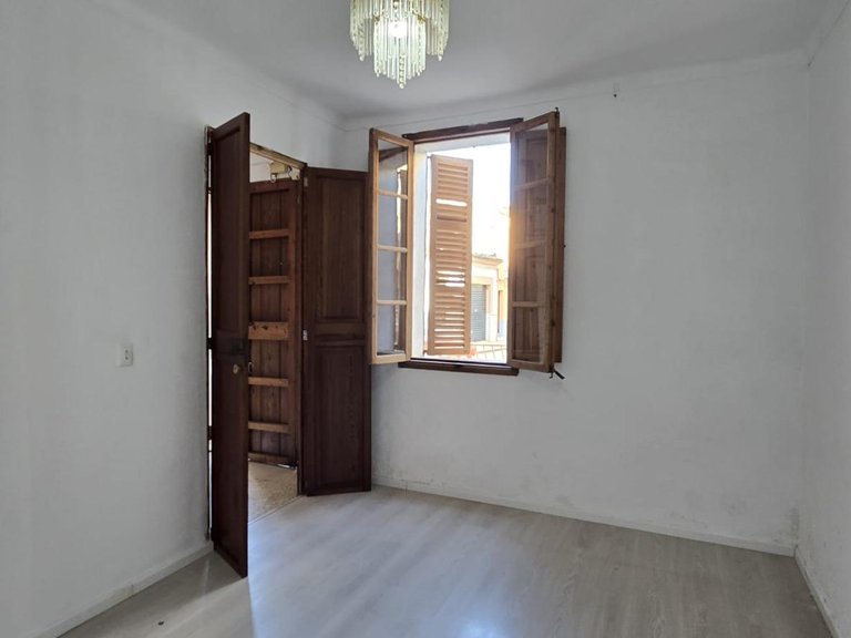 Town House for Sale in Nucleo urbano 56, Lloseta, Balearic Islands 7