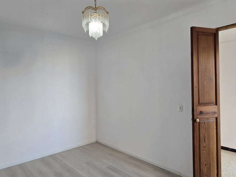 Town House for Sale in Nucleo urbano 56, Lloseta, Balearic Islands 8
