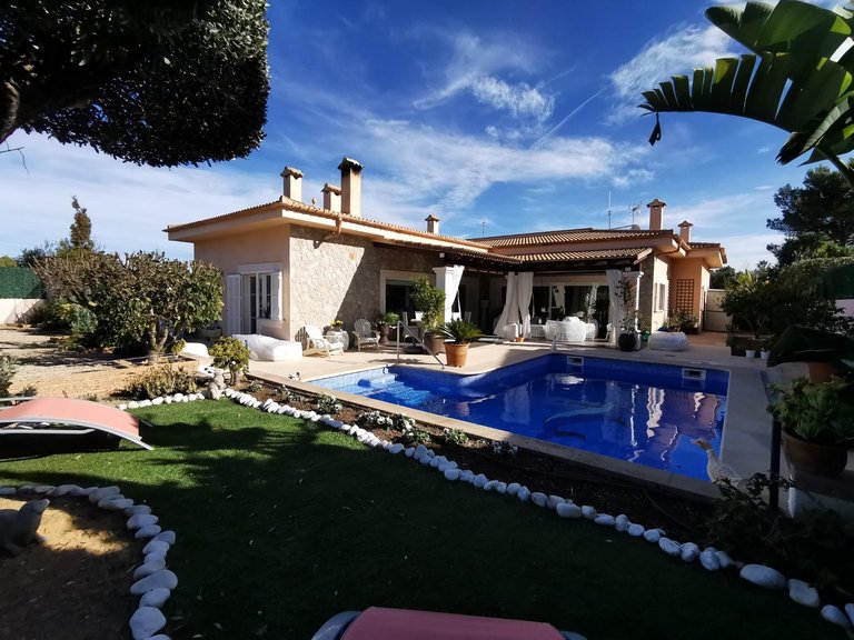 Villa for Sale in Son Serra de Marina, Santa Margalida, Balearic Islands 1