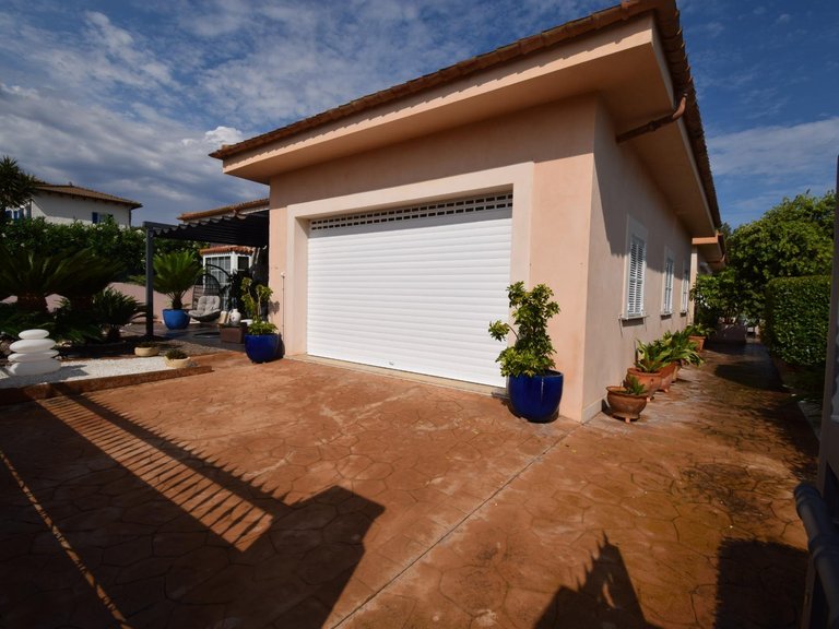 Villa for Sale in Son Serra de Marina, Santa Margalida, Balearic Islands 39