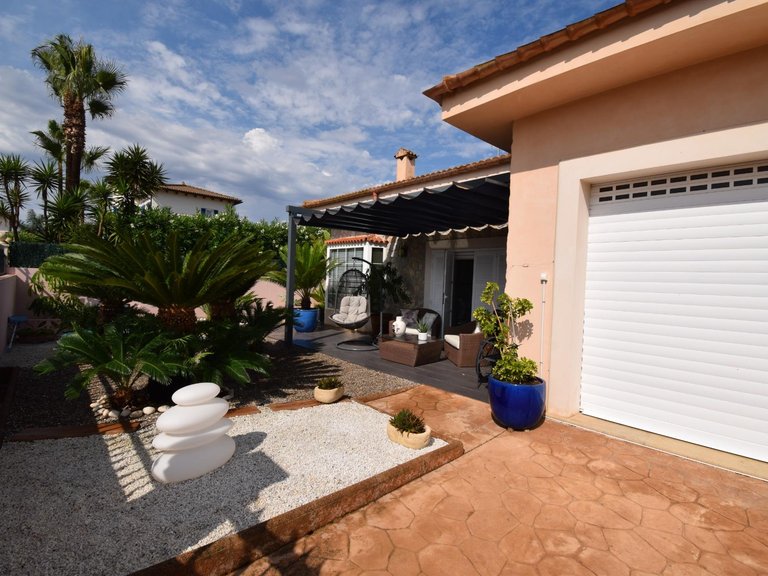 Villa for Sale in Son Serra de Marina, Santa Margalida, Balearic Islands 40