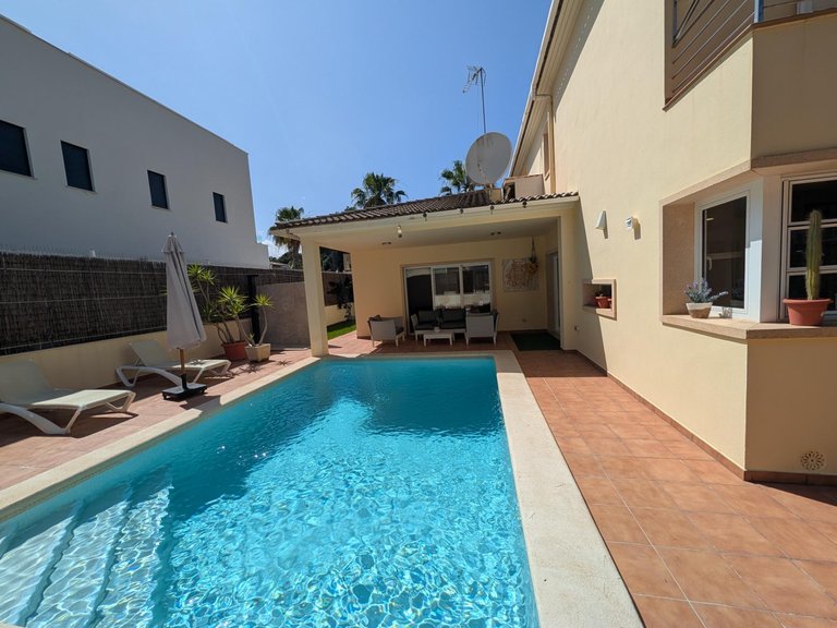 Villa for Sale in Can Picafort, Santa Margalida, Balearic Islands 11