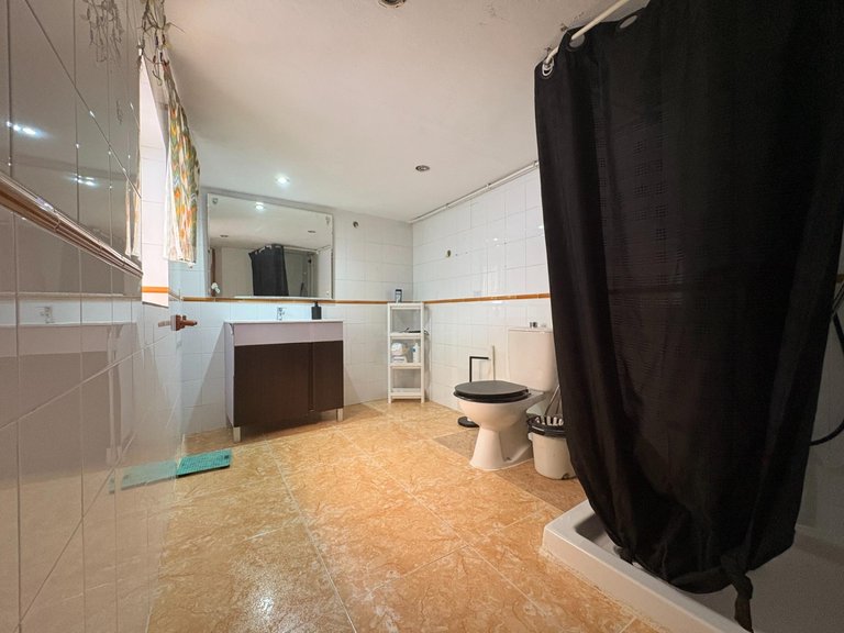 Town House for Sale in Centro, Inca, Balearic Islands 12