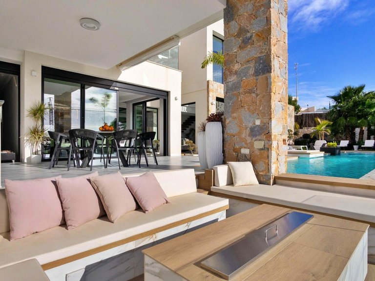 Villa for Sale in Inland Orihuela, Alicante 16