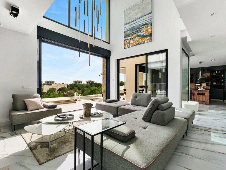 Villa for Sale in Inland Orihuela, Alicante 4