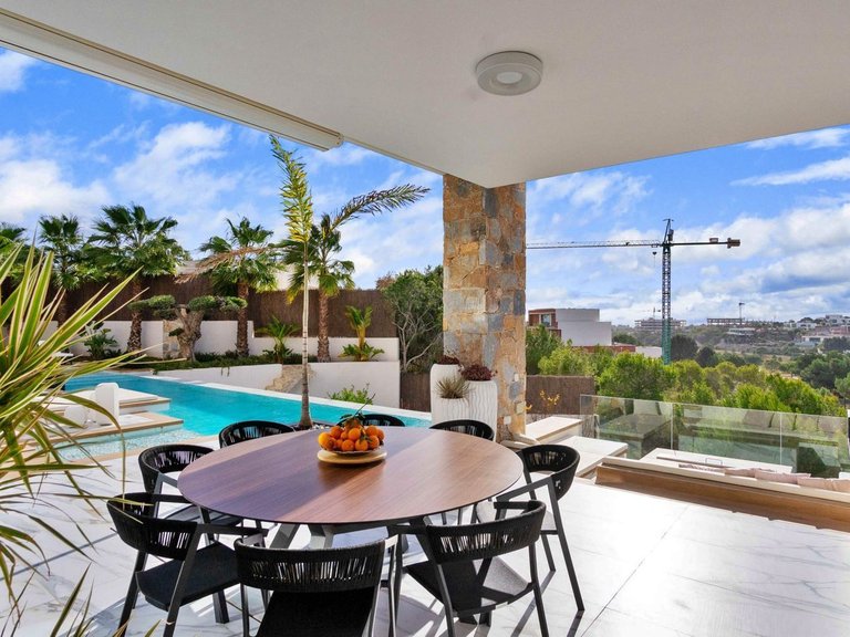 Villa for Sale in Inland Orihuela, Alicante 9