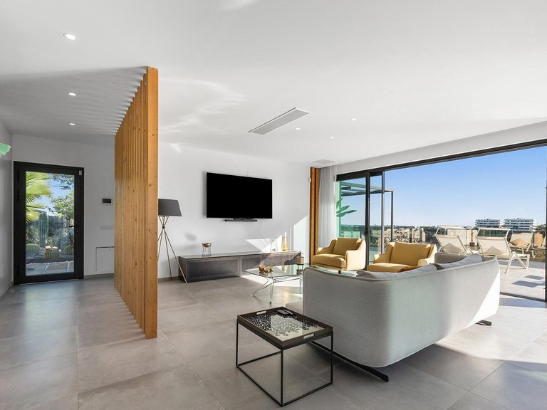 Villa for Sale in Inland Orihuela, Alicante 12