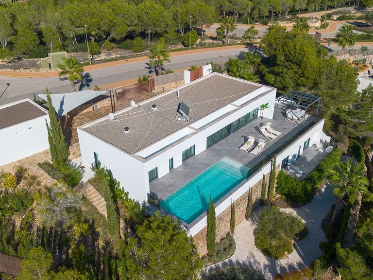 Villa for Sale in Inland Orihuela, Alicante 2