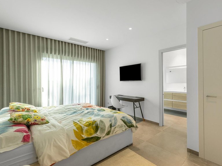 Villa for Sale in Inland Orihuela, Alicante 40