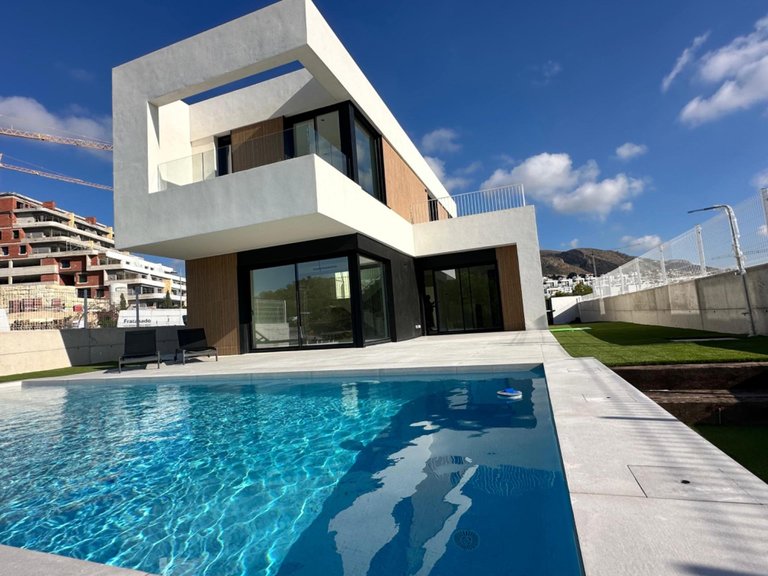 Villa for Sale in Finestrat, Alicante, 3