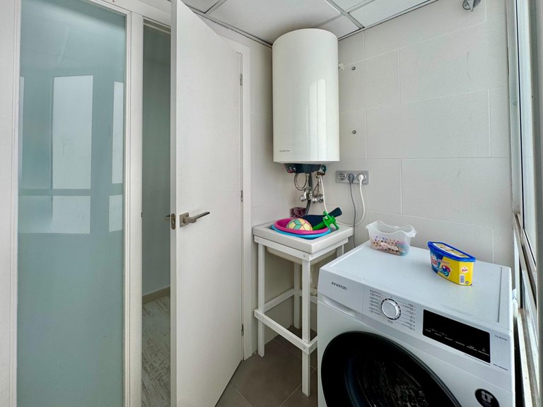 Apartment for Sale in Costa Blanca Torrevieja, Alicante 32