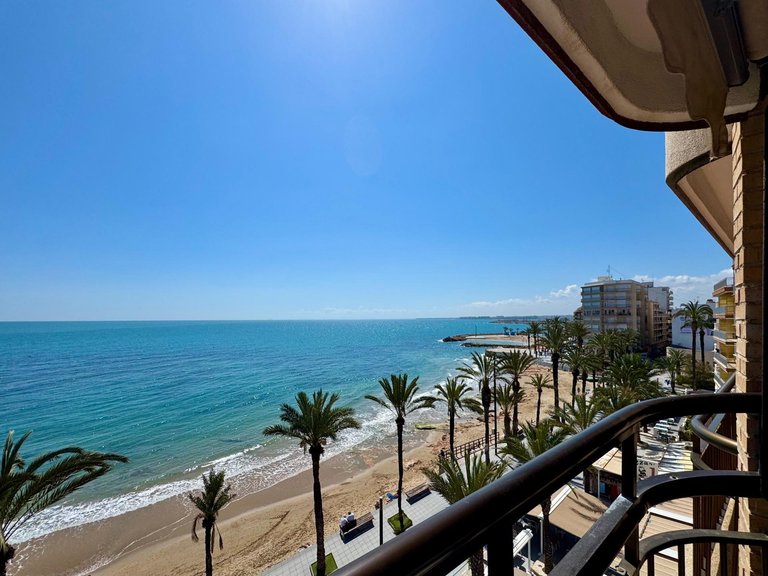 Apartment for Sale in Costa Blanca Torrevieja, Alicante 38