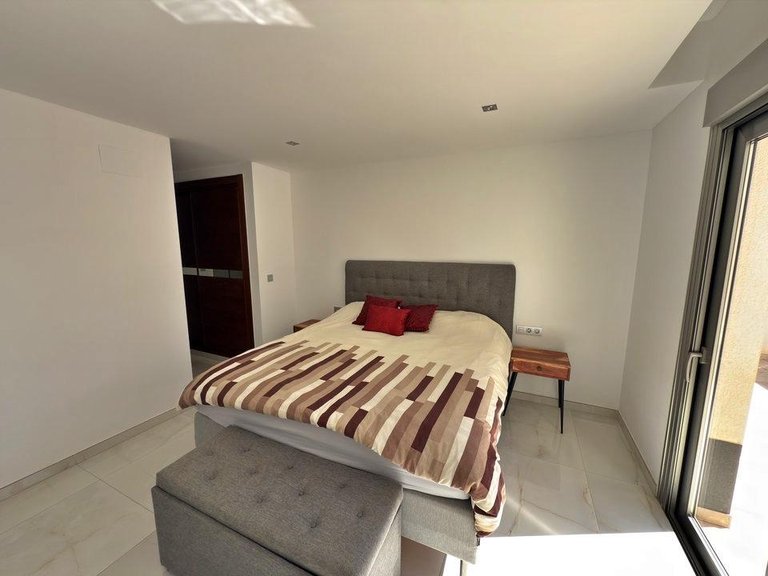 Villa for Sale in Costa Blanca Orihuela Costa, Alicante 20