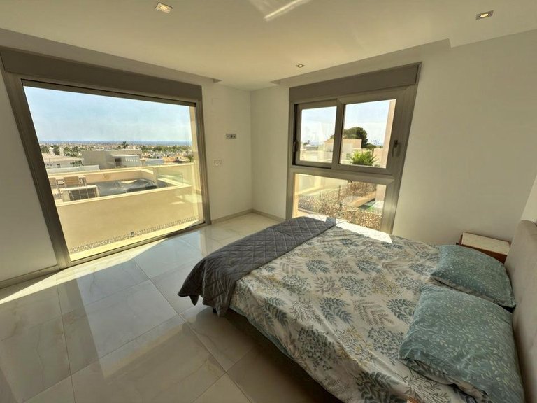 Villa for Sale in Costa Blanca Orihuela Costa, Alicante 27