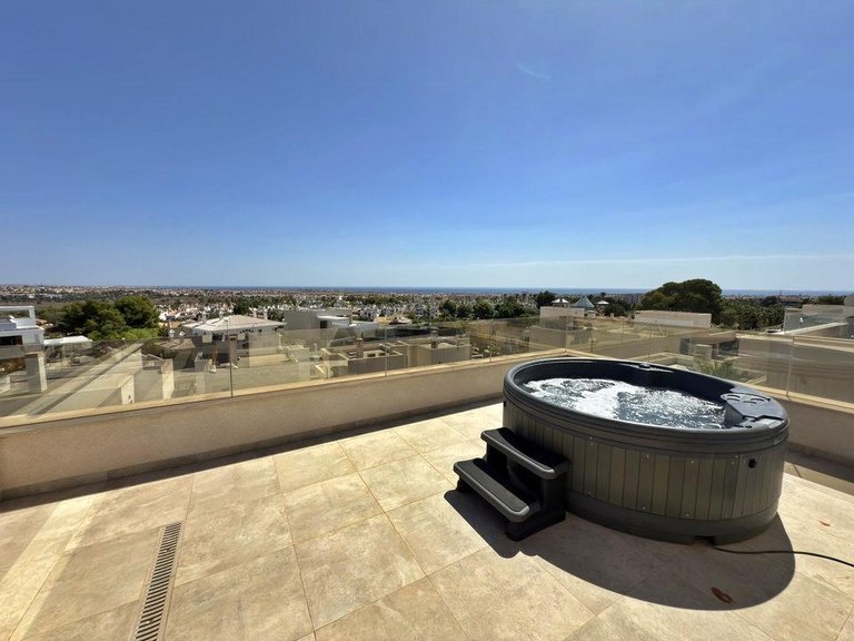 Villa for Sale in Costa Blanca Orihuela Costa, Alicante 38