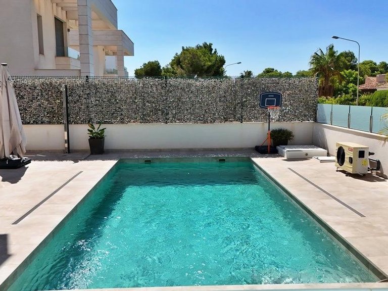 Villa for Sale in Costa Blanca Orihuela Costa, Alicante 4