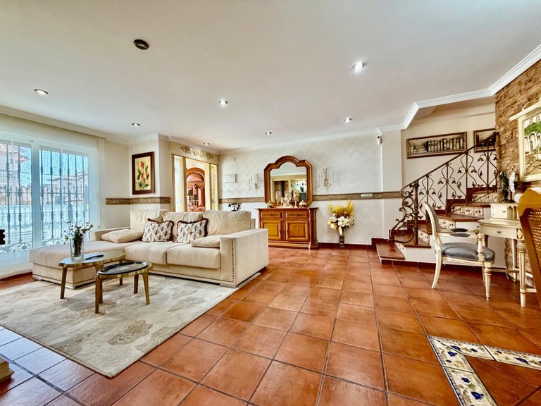 Town House for Sale in Costa Blanca Orihuela Costa, Alicante 2