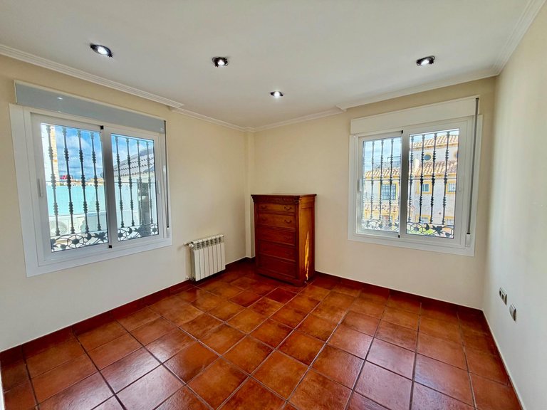 Town House for Sale in Costa Blanca Orihuela Costa, Alicante 32