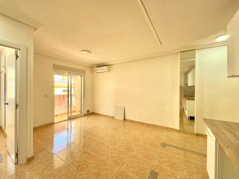 Apartment for Sale in Centro, Torrevieja, Alicante 1