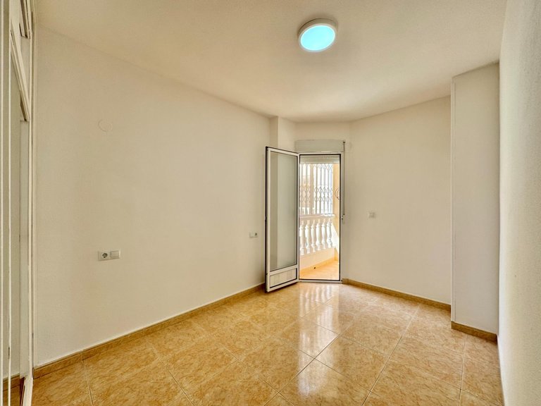 Apartment for Sale in Centro, Torrevieja, Alicante 21