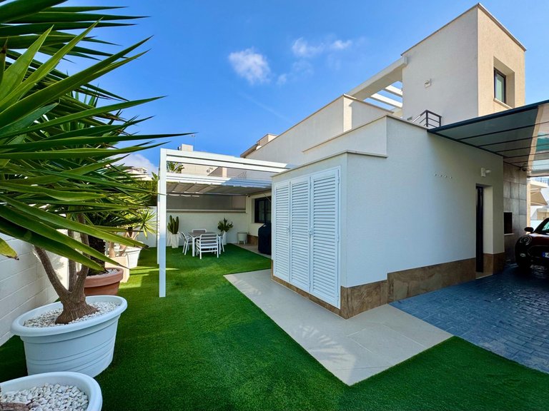 Villa for Sale in Inland San Miguel De Salinas, Alicante 34