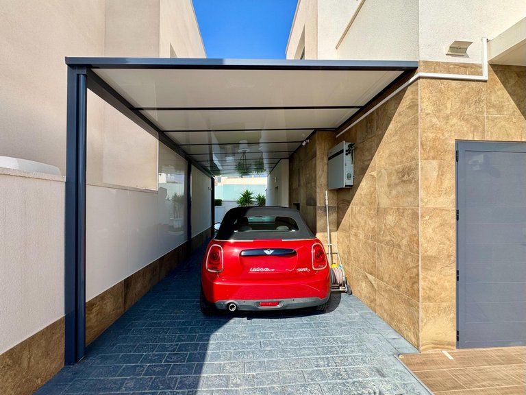 Villa for Sale in Inland San Miguel De Salinas, Alicante 37