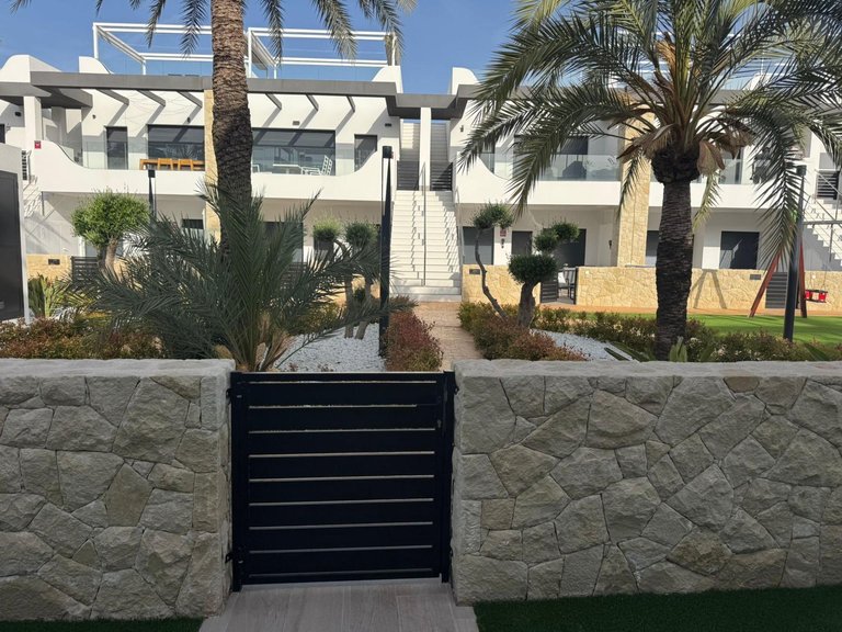 Apartment for Sale in Costa Blanca Orihuela Costa, Alicante 7