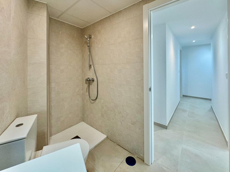 Apartment for Sale in Costa Blanca Alicante, Alicante 16