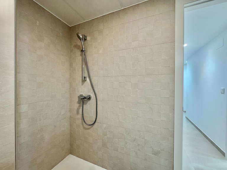 Apartment for Sale in Costa Blanca Alicante, Alicante 17