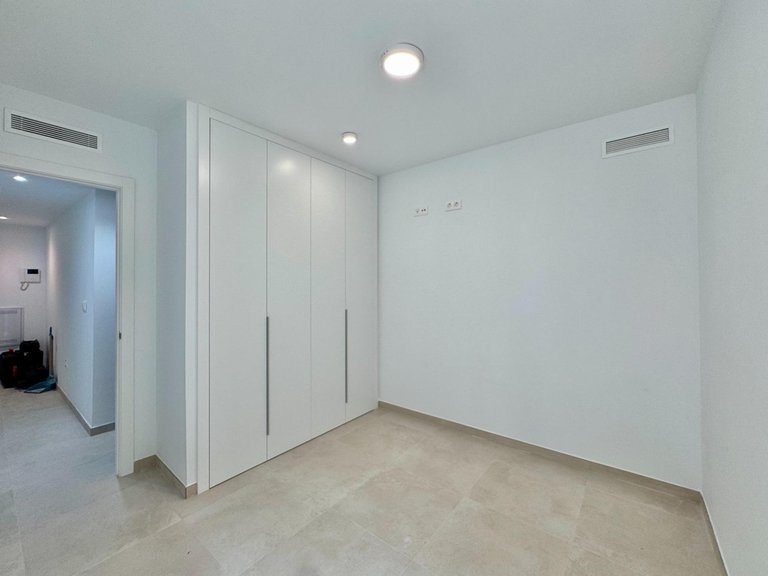 Apartment for Sale in Costa Blanca Alicante, Alicante 21
