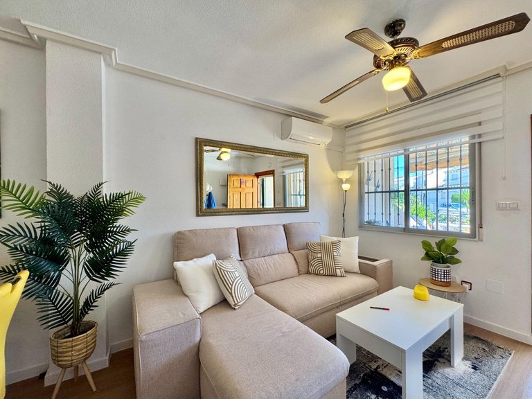 Town House for Sale in Orihuela Costa, Alicante 19